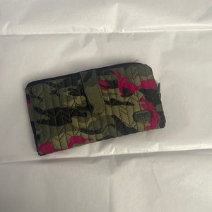 Lug Tramo RFID Camo Pink Green Wallet